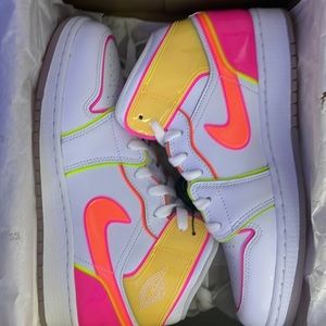 Jordan 1 Edge Glow | BRAND NEW